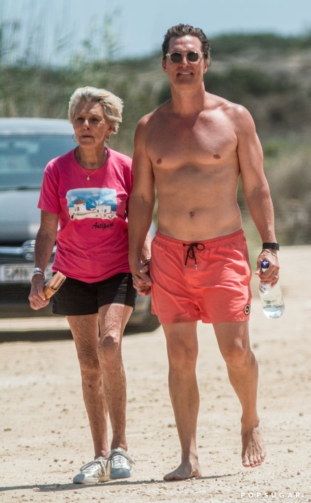 Matthew McConaughey, in vacanza in Grecia, è ancora il più ...