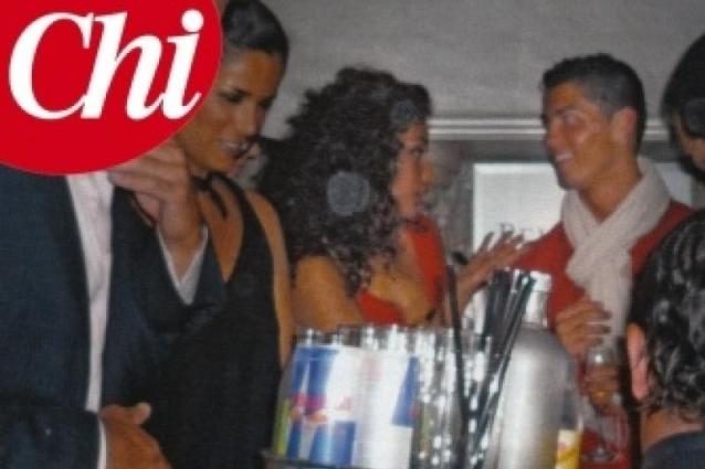 Raffaella Fico con uno dei suoi fidanzati storici, Cristiano Ronaldo