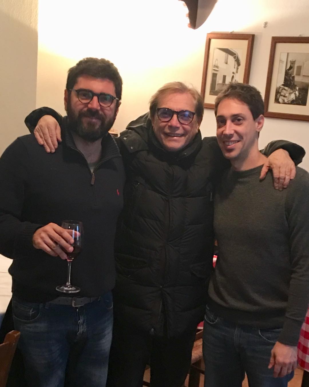 Nino D'Angelo e i suoi due figli Antoni e Vincenzo