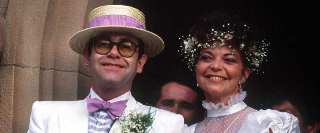 Elton John con Renate Blauel la donna sposata con un matrimonio fittizio Foto Radio Bruno