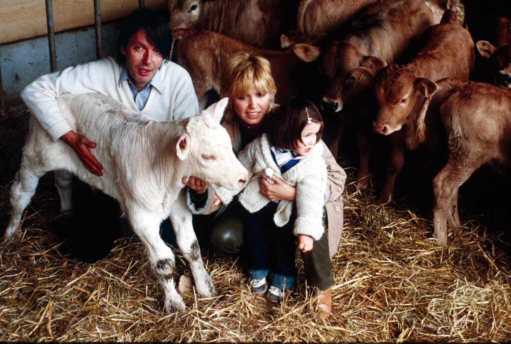 Fabrizio De Andrè, Dori Ghezzi e la loro figlia Foto La Repubblica