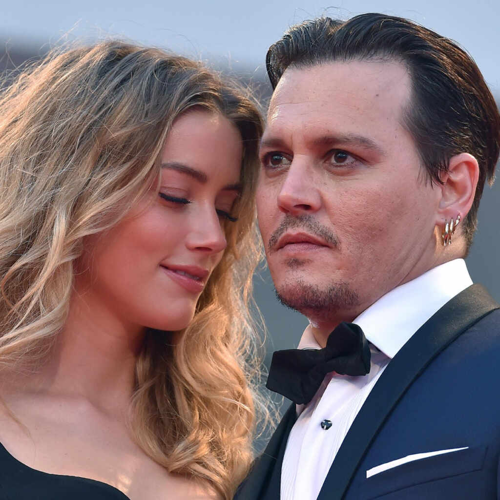  Jonny Depp e l'ex moglie Amber Heard / Foto: Amica