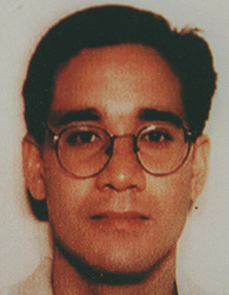 MIAMI: ANDRESQ PHILIP CUNANAN MURDERER OF VERSACE