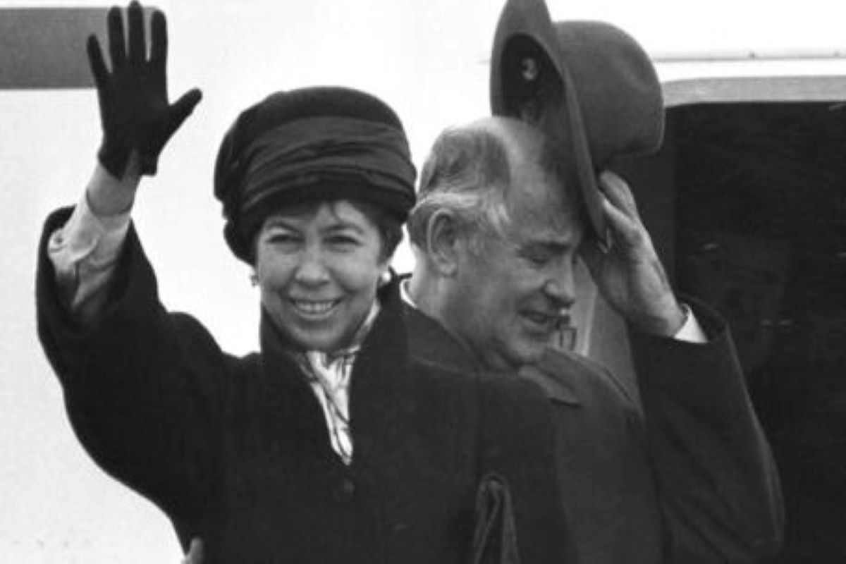 Gorbaciov e la moglie Raisa - Fonte foto Ansa
